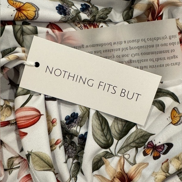 Nothing Fits But - Super Stretchy Milkmaid Dress with Ruffles - Picture 6 of 7